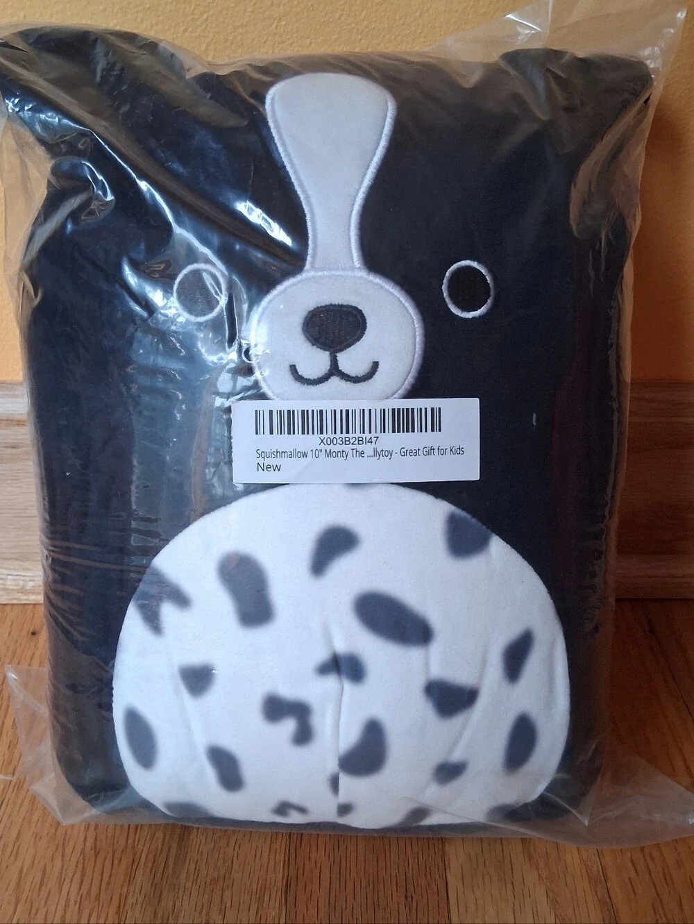 NWT Squishmallows 10